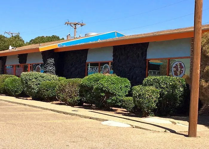 Crystal Palace Inn Brownfield